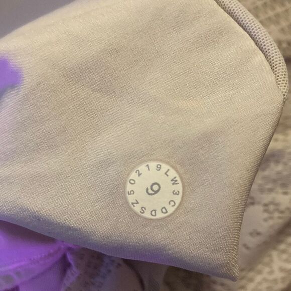 NWOT Lululemon In Depth Jacket *Lace in Light Chrome - Picture 6 of 9